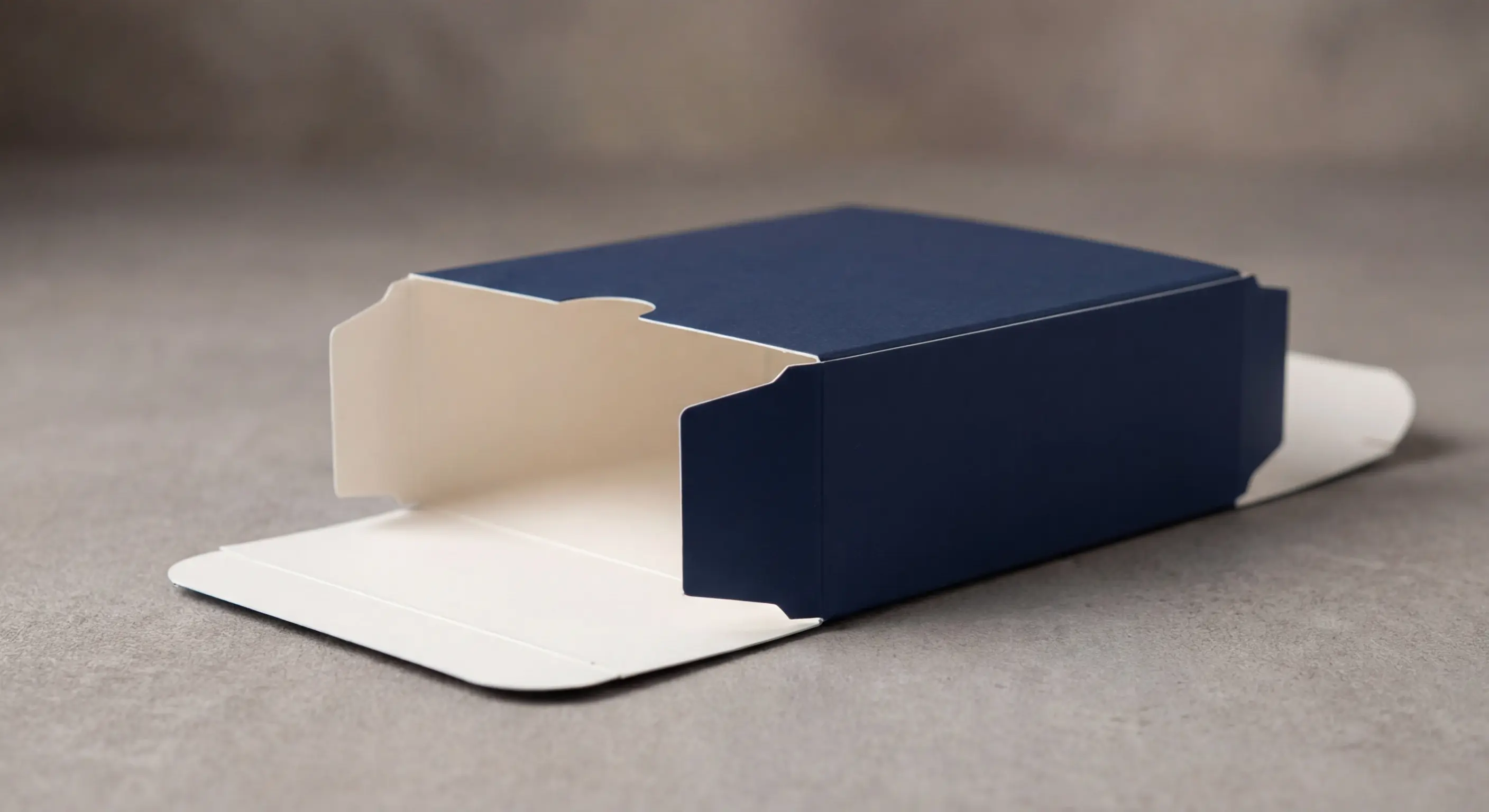 彩盒刀模線設計入門圖解，展示常見盒型刀模結構與展開圖標注說明，彩盒刀模線，台灣彩盒印刷工廠直營。