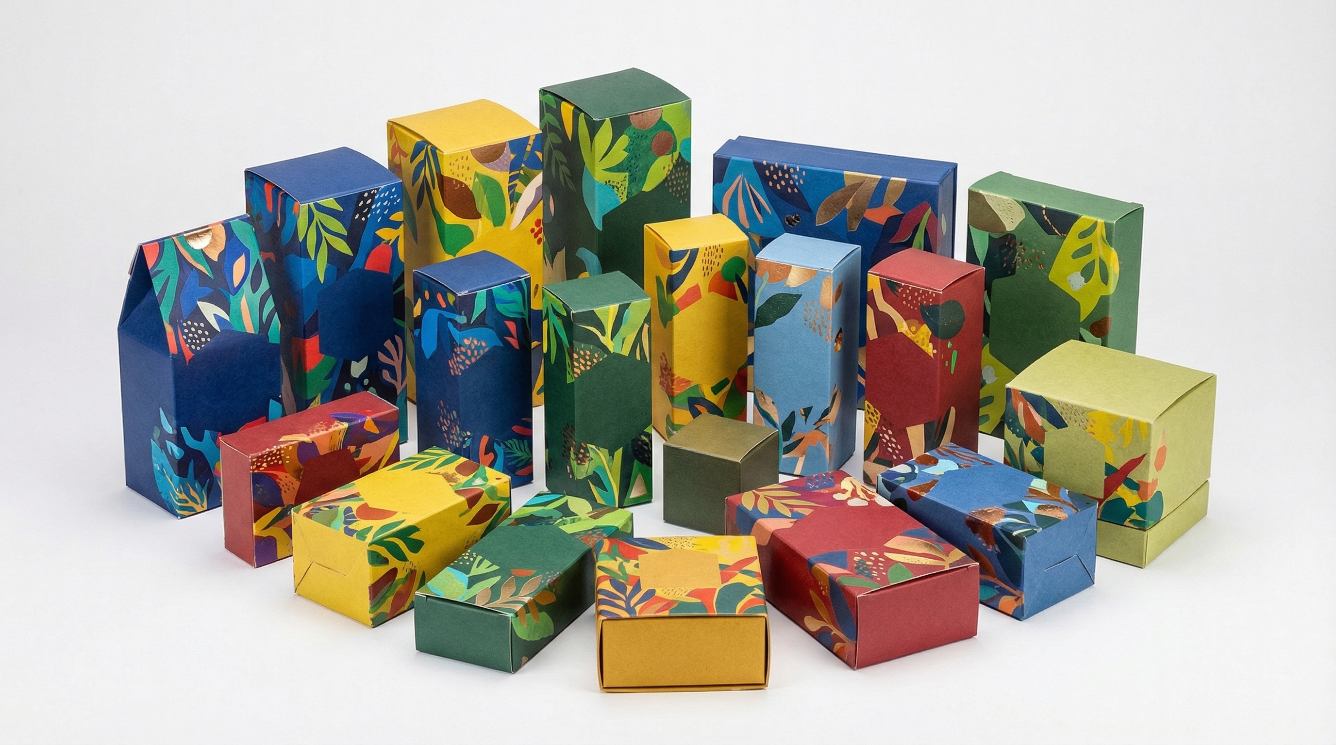 保健食品、醫美保養、化妝品三大類紙卡彩盒成品展示