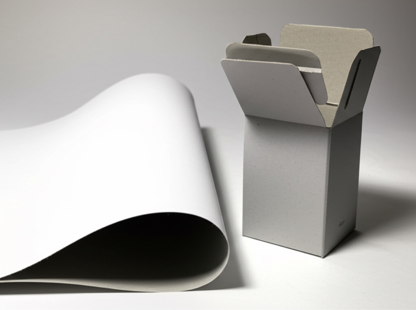 灰底白板正反面